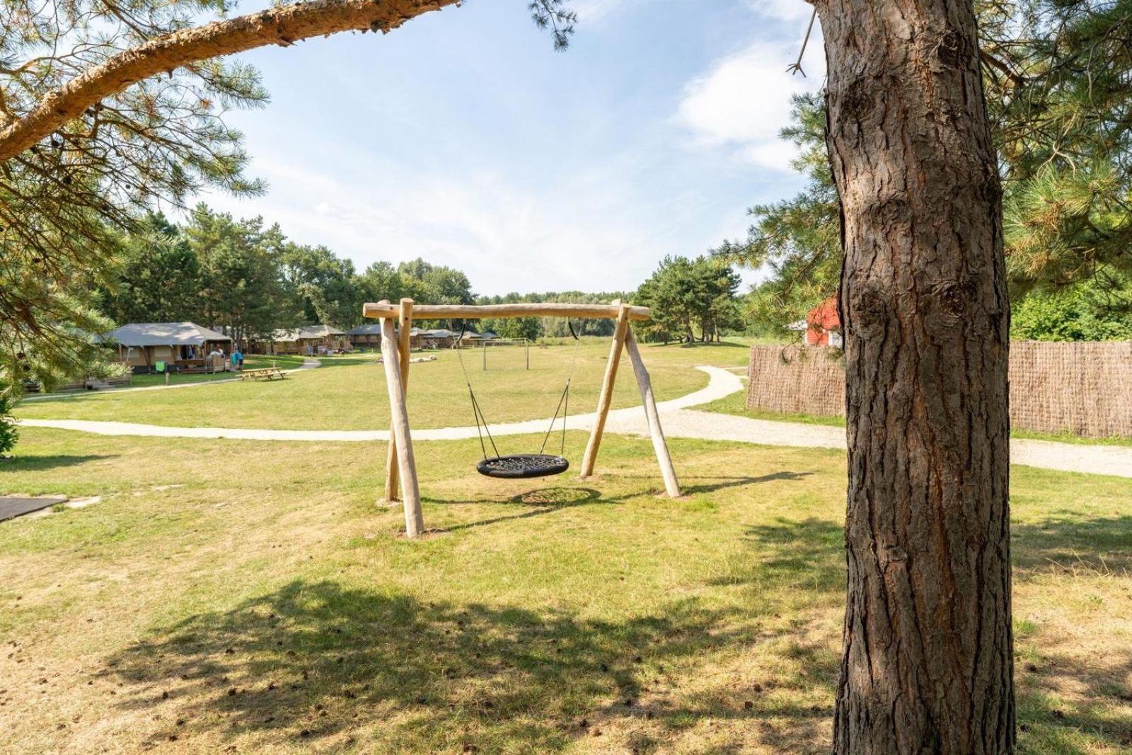 Glamping Lodge With Eco-Wellness Zeewolde Dış mekan fotoğraf