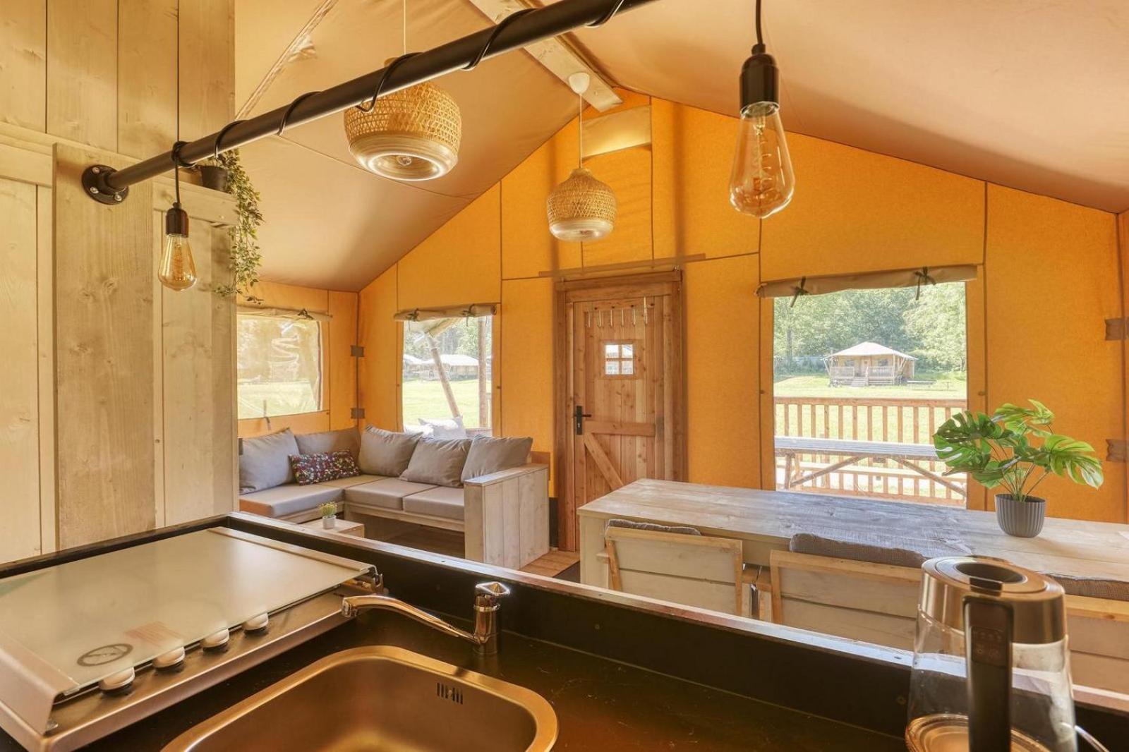 Glamping Lodge With Eco-Wellness Zeewolde Dış mekan fotoğraf