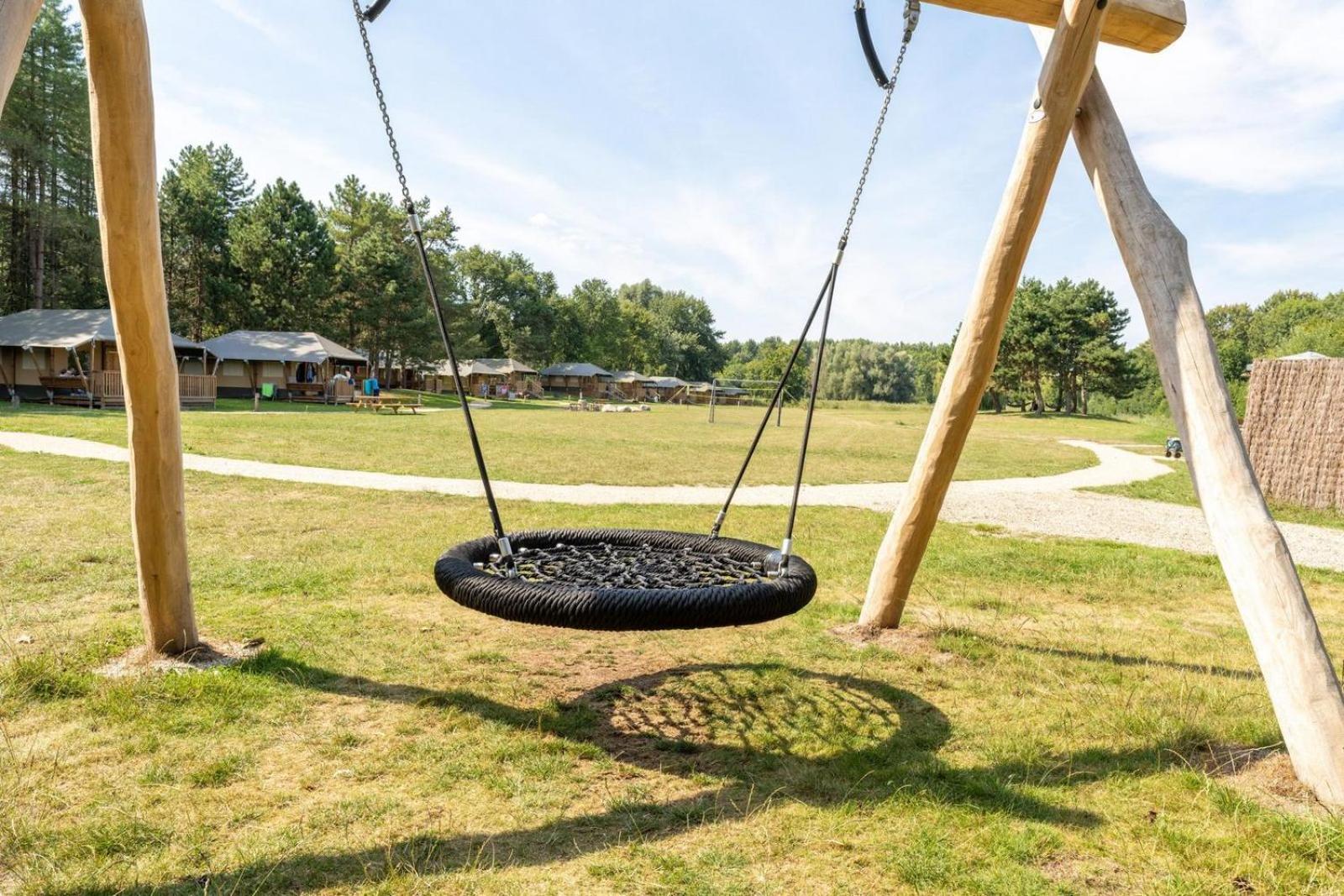 Glamping Lodge With Eco-Wellness Zeewolde Dış mekan fotoğraf
